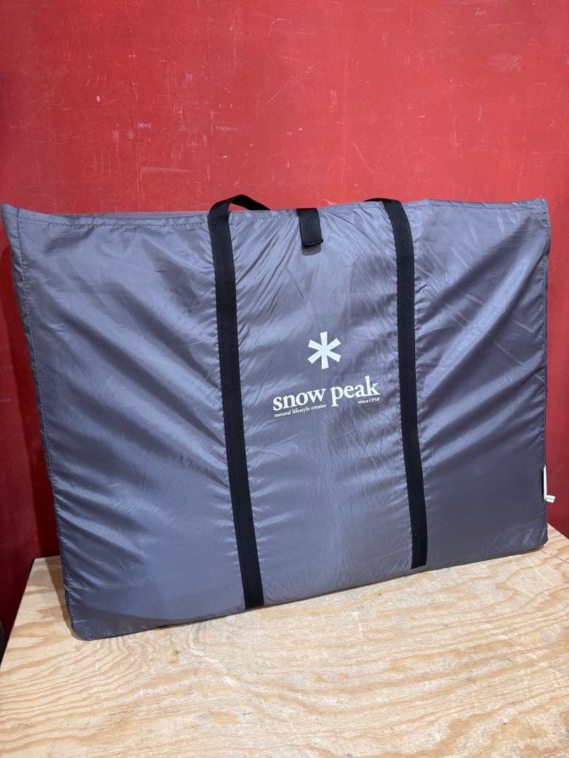 B】  peak スノーピーク リビングシェルフロアマット TM-130