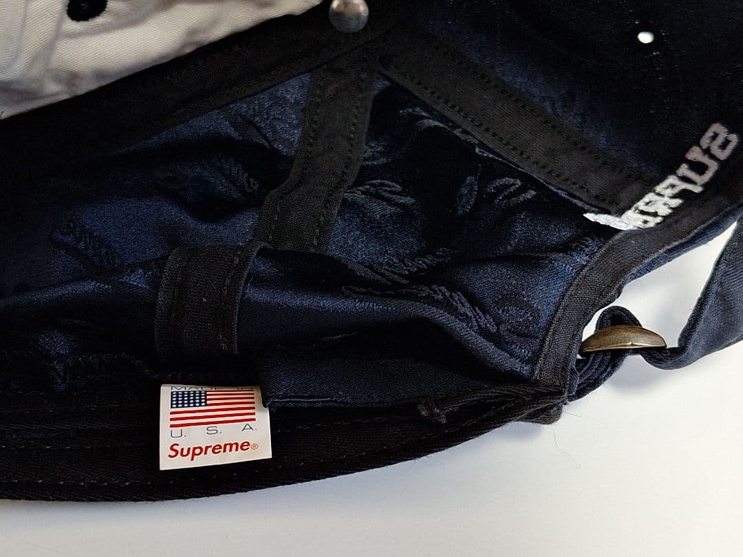 【新品・未着用】　Supreme ネイビーキャップ ロゴ刺繍　サイズ調整可