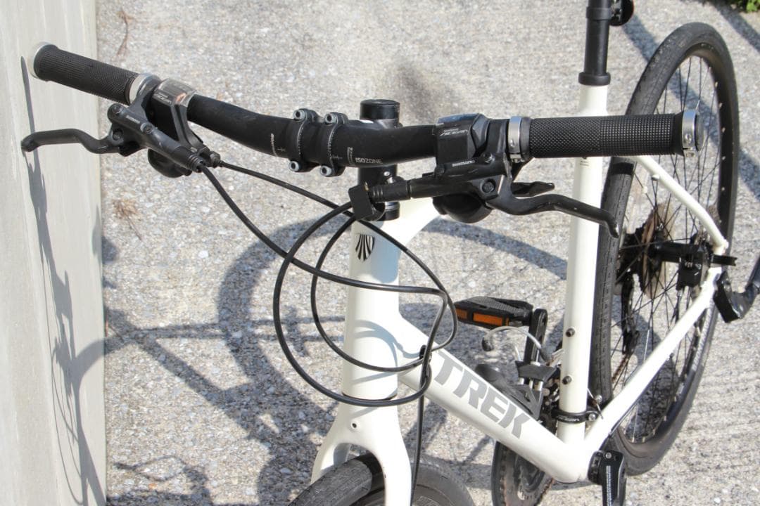 引き取り限定♪人気のTREK♪FX3♪DISC♪通勤通学やレジャーなどにどうぞ♪