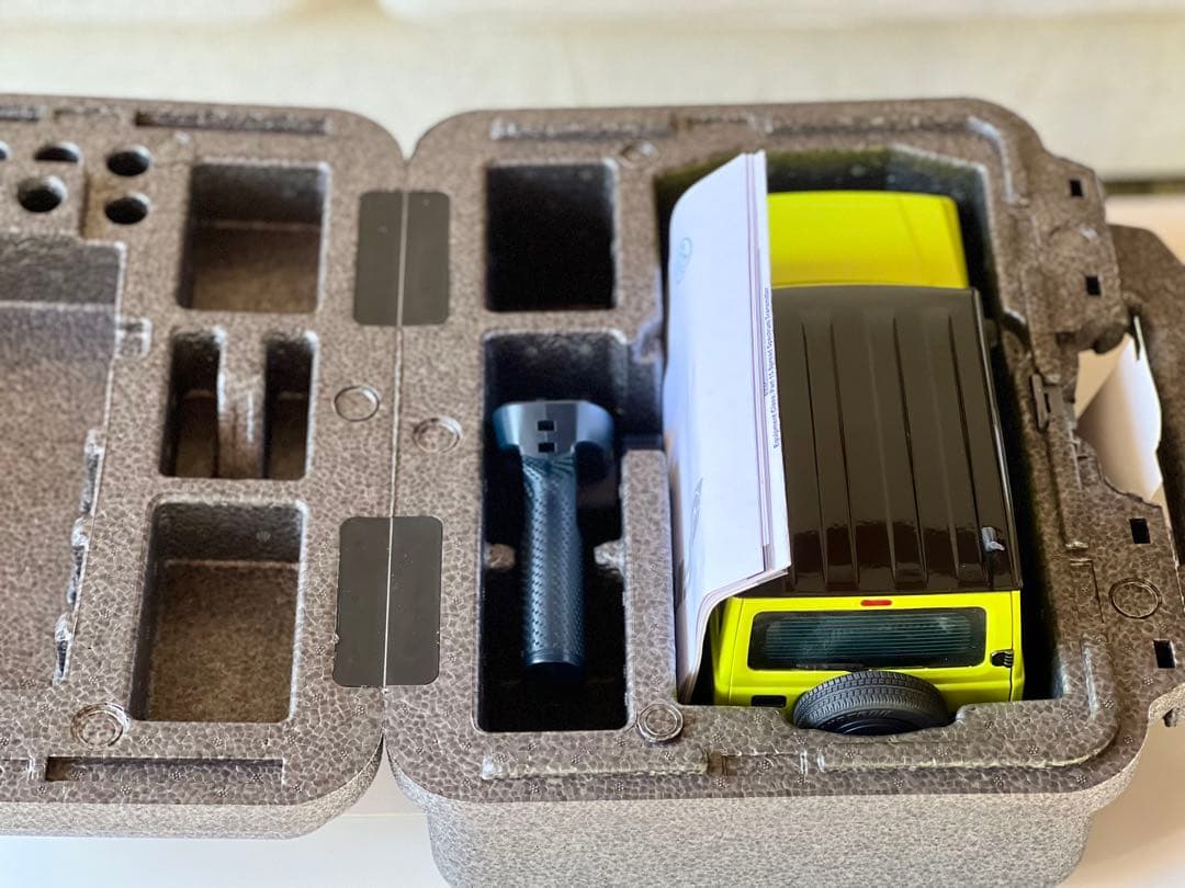 FMS. 1/12. スズキ ジムニー イエロー /ブラック