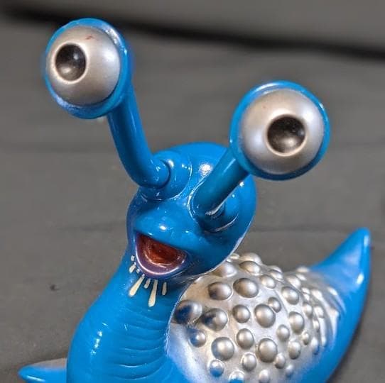 ナメゴン「ウルトラＱ」登場怪獣（ブルマァク復刻）ソフビフィギュア