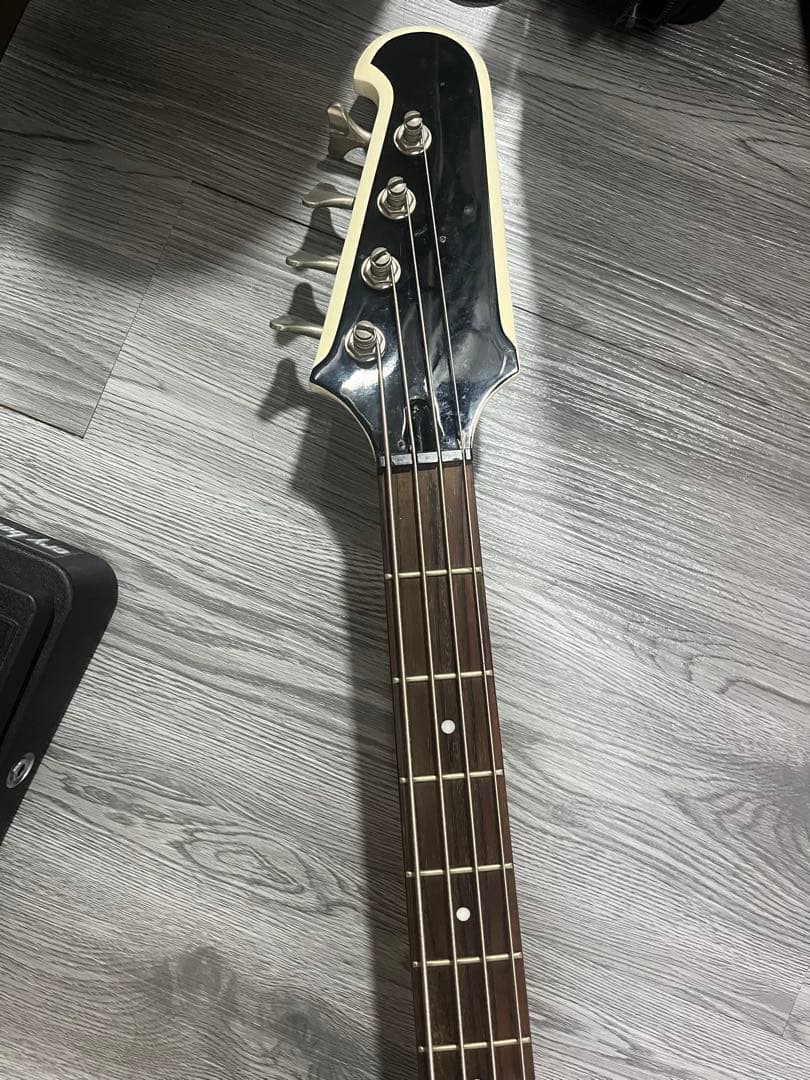 Epiphone by Gibson Thunderbird サンダーバード