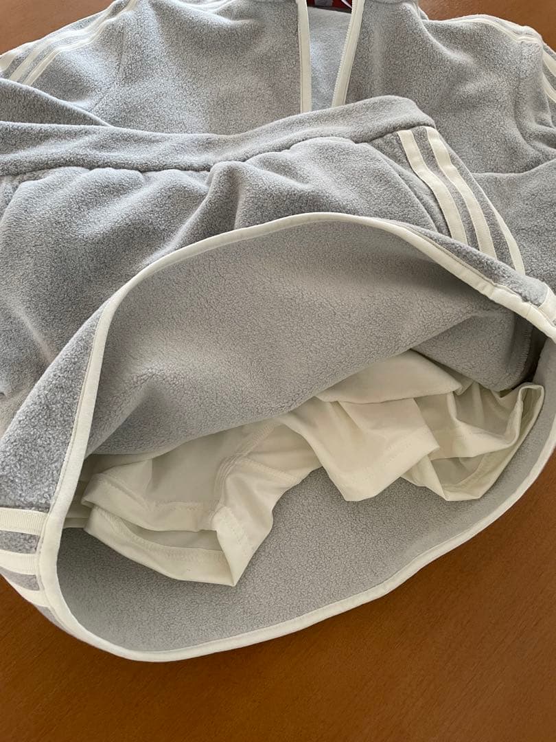 【新品未使用】adidas golf セットアップ　スカート　フリース　グレー