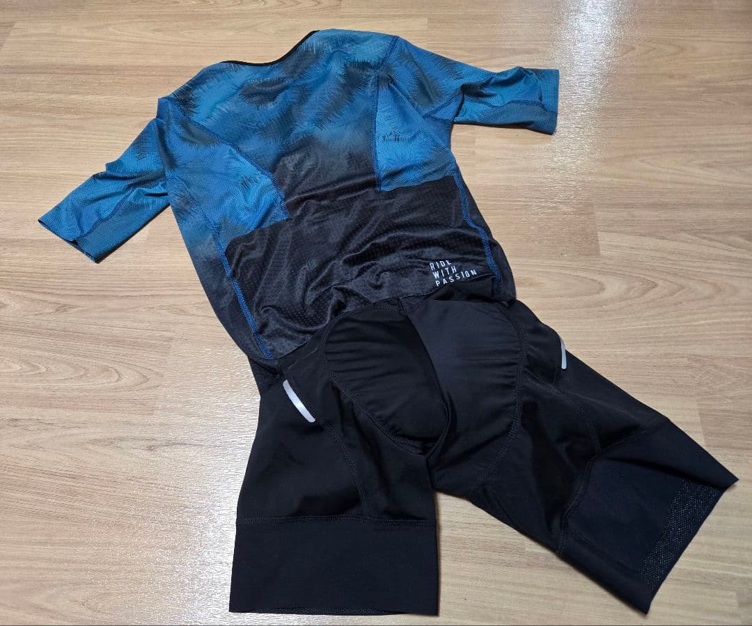 Monton モントン ワンピース URBANモデル Sサイズ