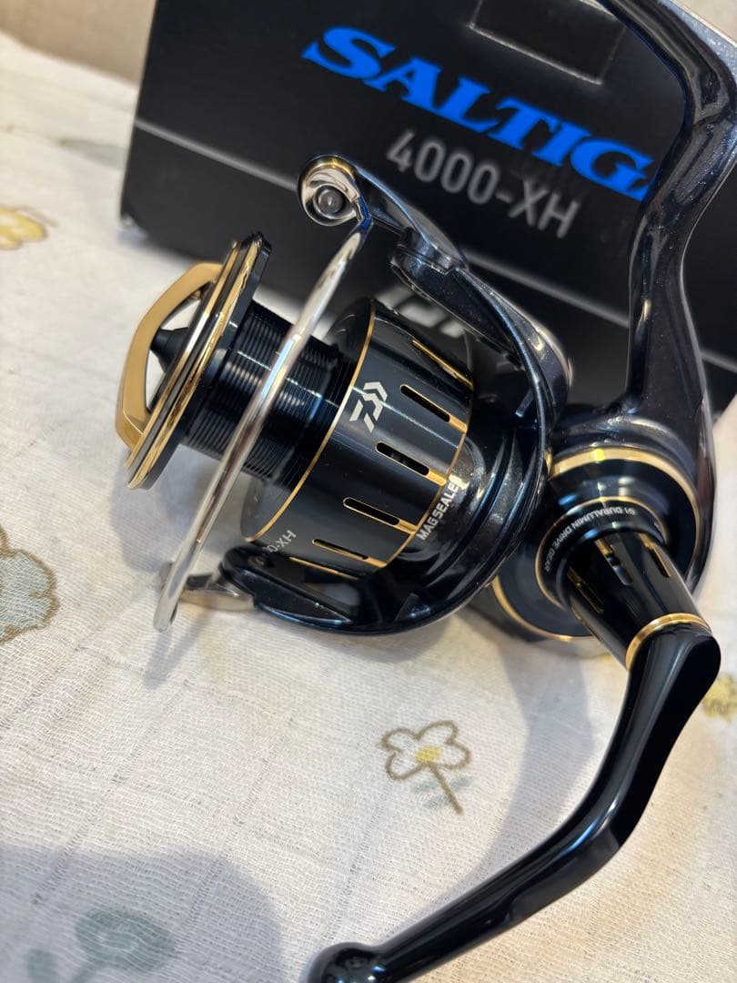 23ソルティガ 4000XH 実釣未使用。