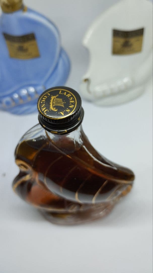LARSEN  COGNAL  ミニチュアボトル  帆船型３本セット