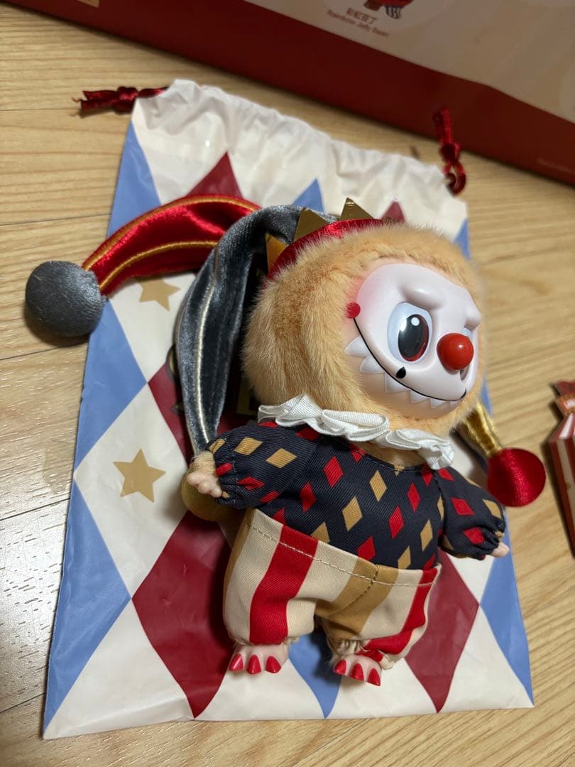 シルビア　POPMART why so seriousラブブ シークレッ