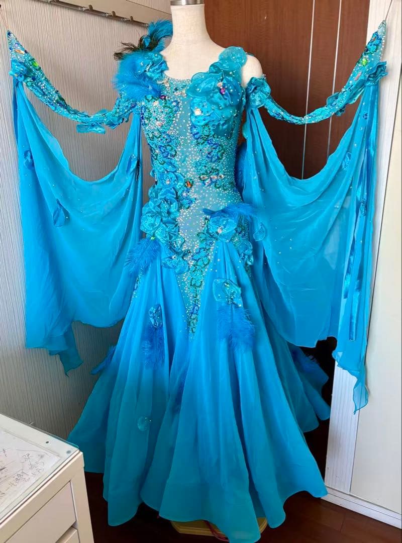 期間限定大幅セール❣️社交ダンスドレス　　タカダンス　ブルー　Ｍ