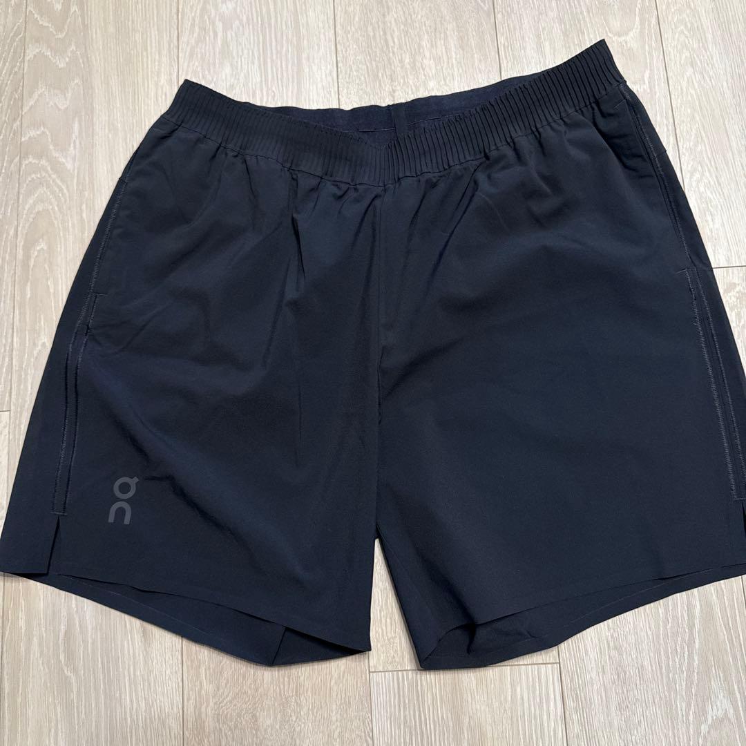 【未使用】On Focus Shorts Black L