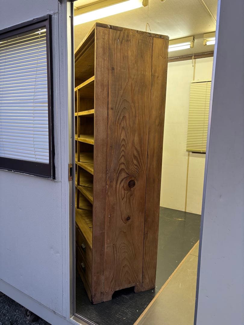 大型木製棚 引き出し8個付き