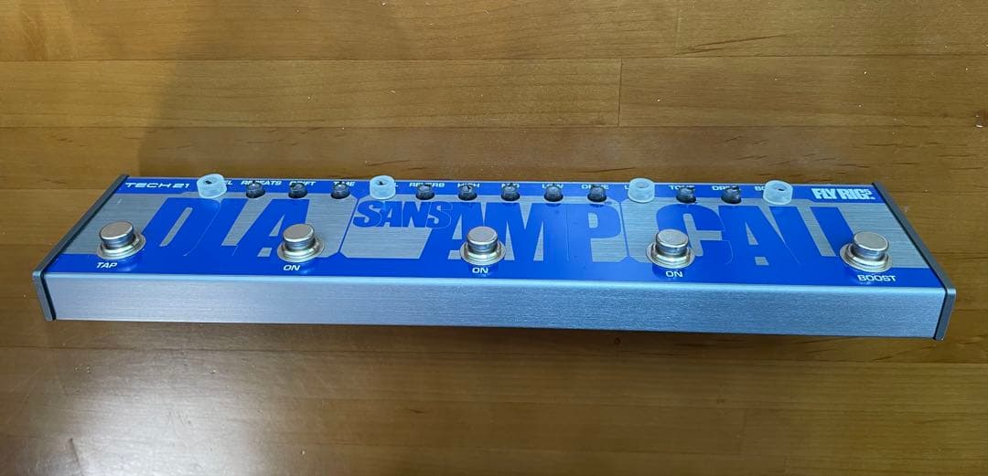TECH21 CALI FLY RIG 5 ギターエフェクター