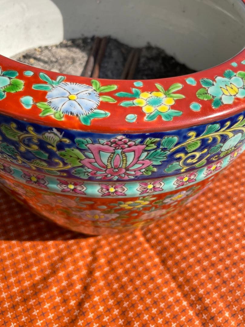 錦手　伊万里焼○○火鉢　※木箱入り❗️