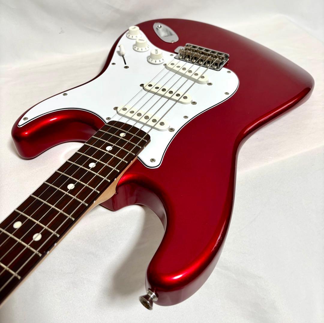 【新品弦張替済】Fender Japan ストラト キャディーアップルレッド