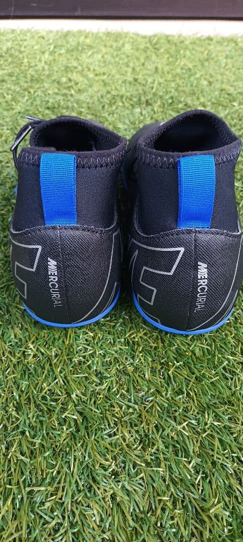 Nike Mercurial ブラック/ブルー サッカーシューズ