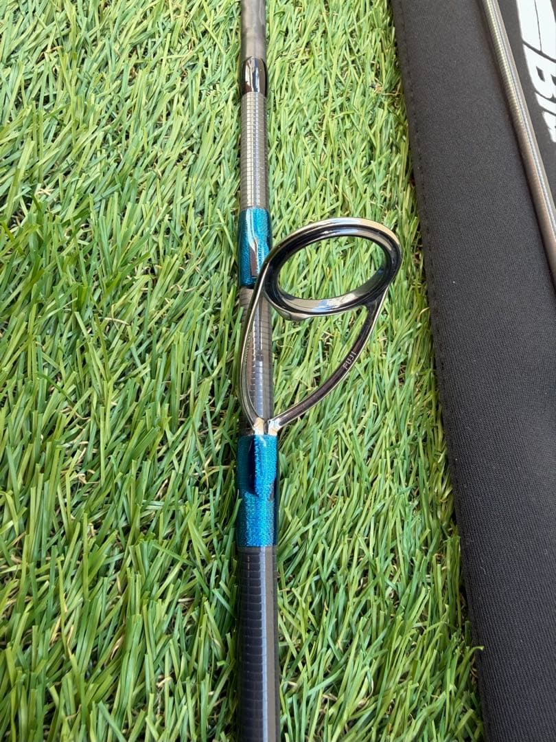 BlueBlue ヘンニハル77M 美品、使用8回、保証書なし