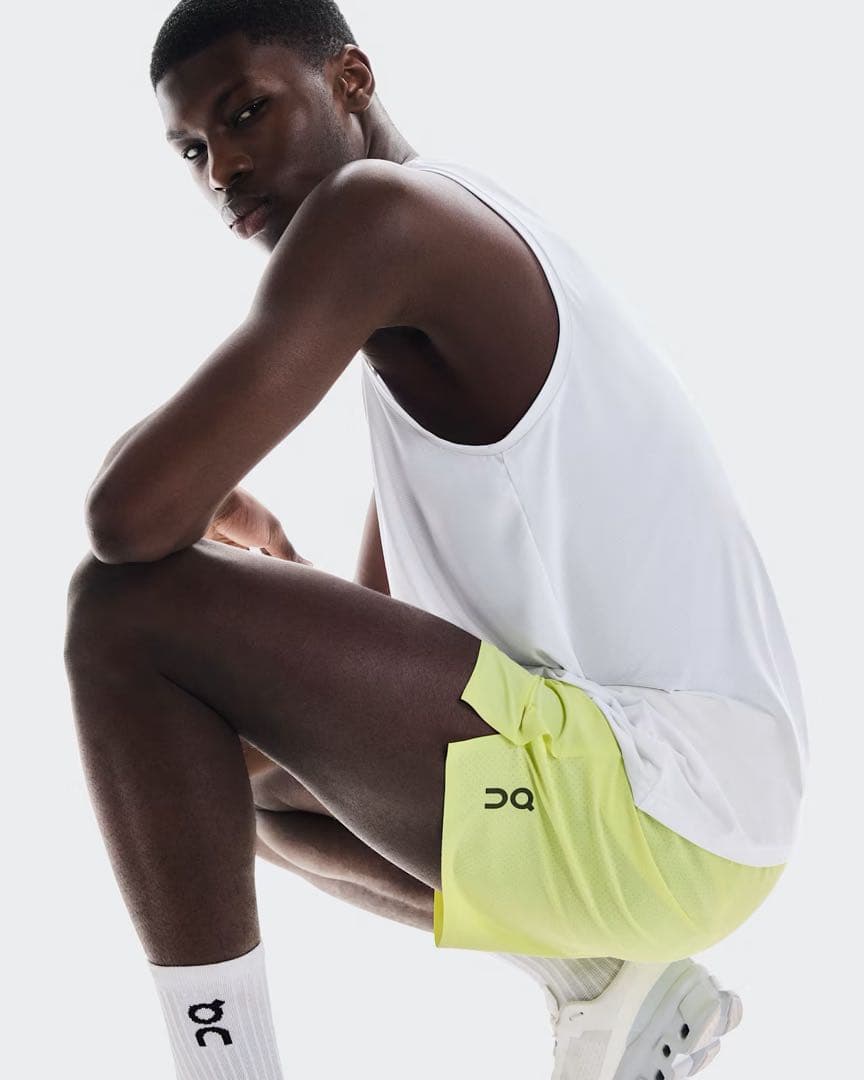 On イエロー ランニングショーツ M 5インチ パフォーマンスショーツ