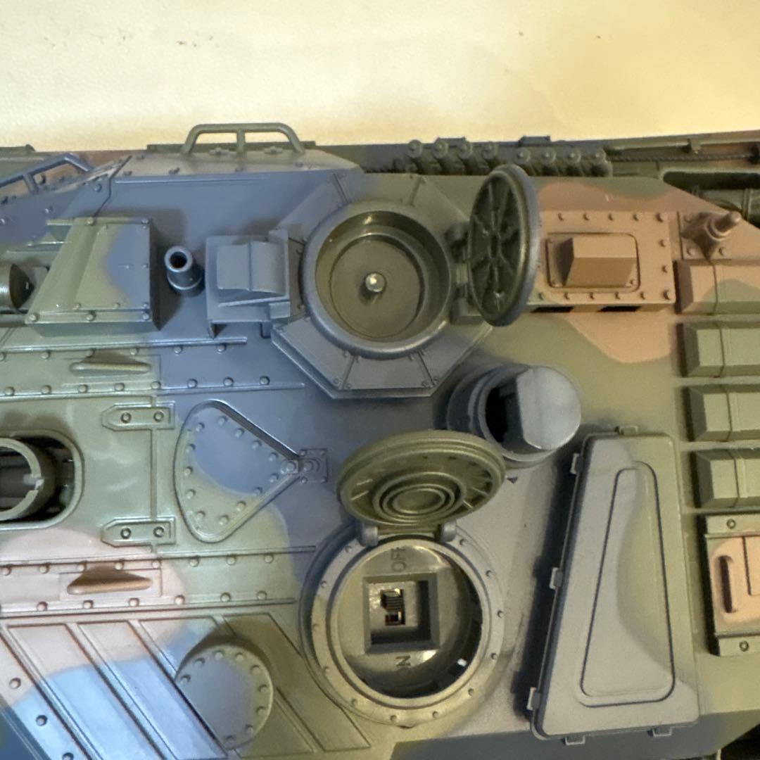 TJ001 迷彩戦車 1/18 ラジコン