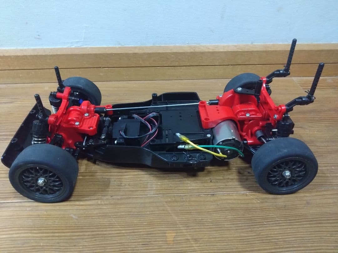 タミヤ　カルソニック　スカイライン　GT-R　ボディ　TA02　シャーシ　セット