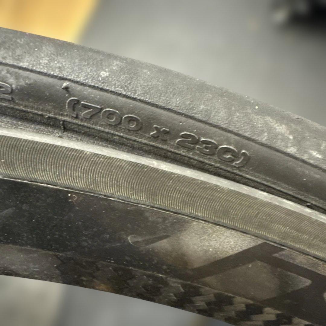 MAVIC COSMIC SLR クリンチャーフロント　リムブレーキ