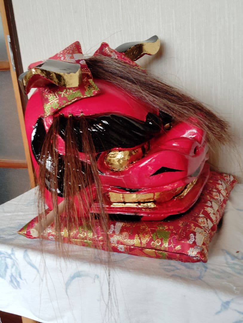 獅子頭　獅子座布団付き