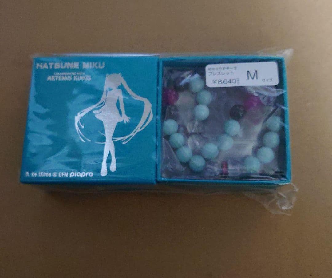 初音ミク モチーフ　ブレスレット　渋谷マルイ