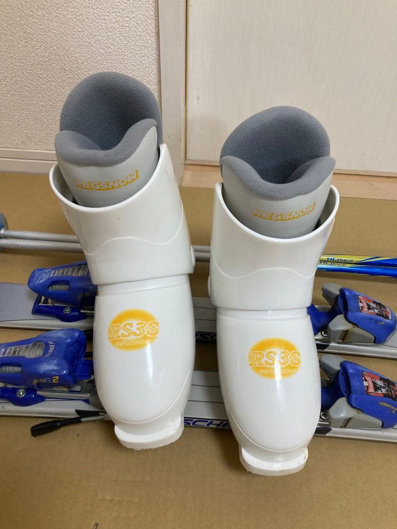 Fischer　ジュニア用　スキー板128cm ブーツ24cm ストック95cm