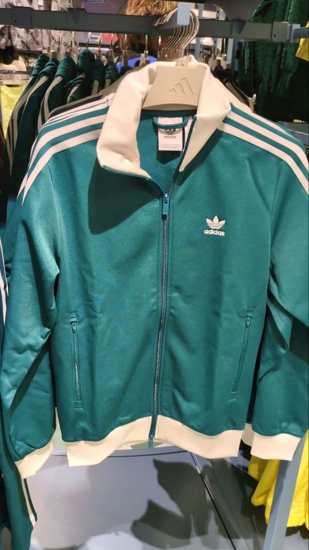 期間限定お値下げ★adidas ジャージ ジャケット グリーン