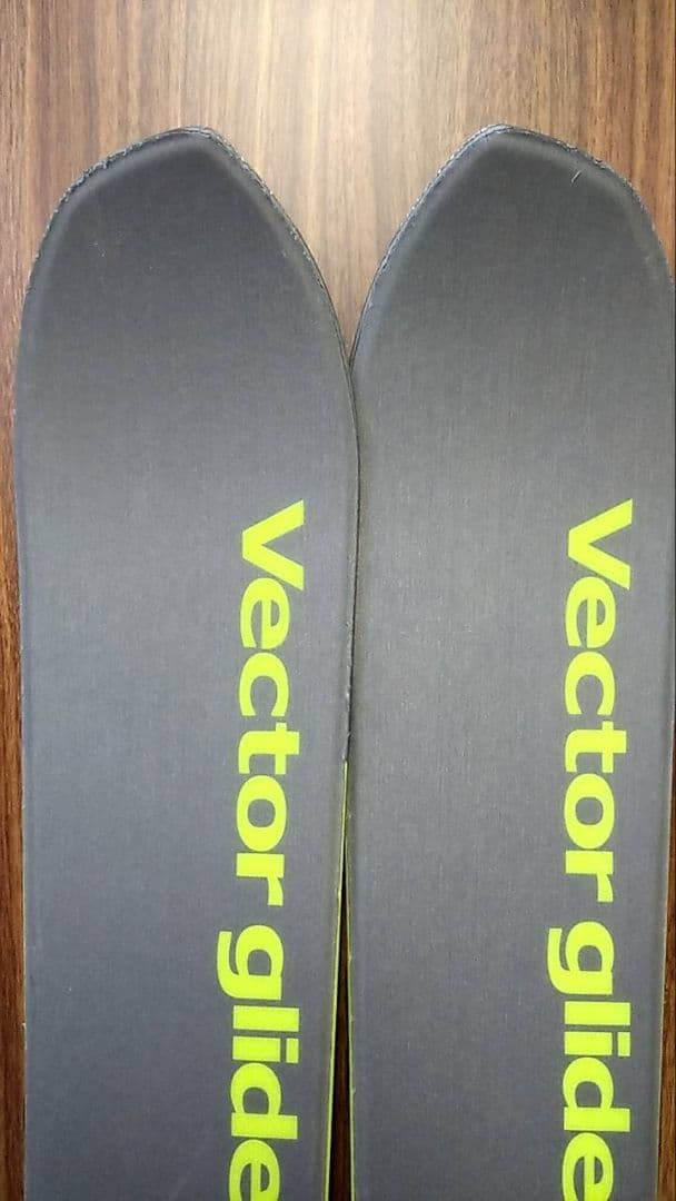 ベクターグライド　コルドバ　スーパーライト180cm バインディング.シール付き