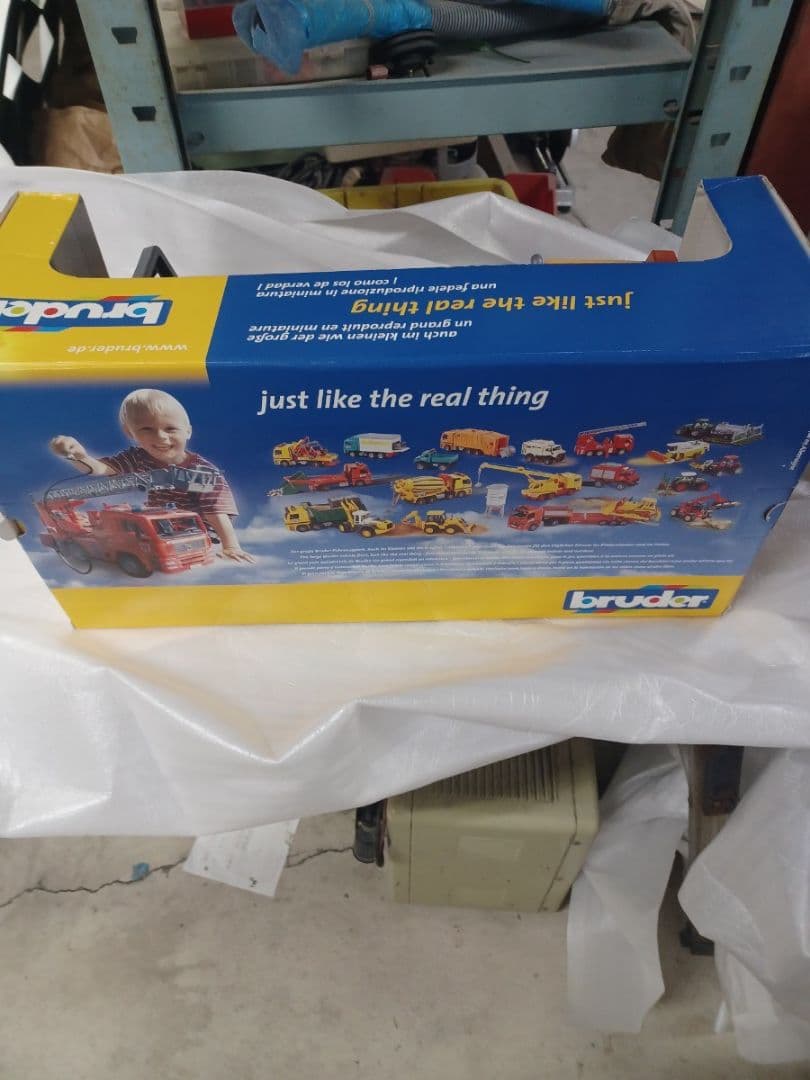 ブルーダー メルセデス・ベンツ アクトロス トイカー キャリアカー 積載車