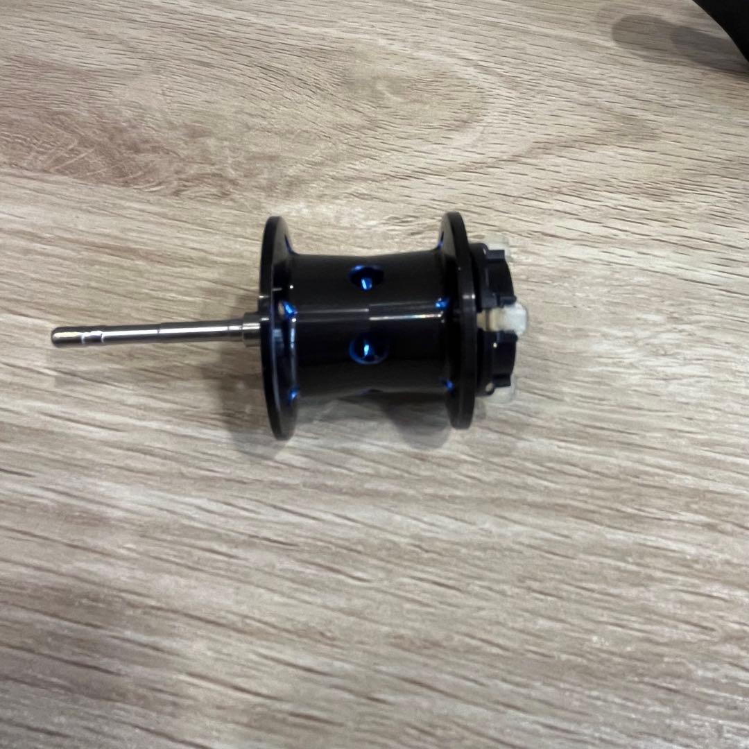 美品　19 SHIMANO SLX MGL 71HG ベイトリール　左巻き