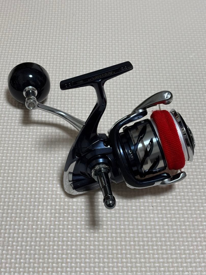 ツインパワー SW4000XG(替えスプール2個付き)