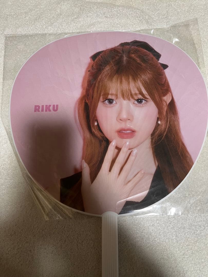 NiziU リクRIKU うちわケース　ぬいぐるみバッジその他セット