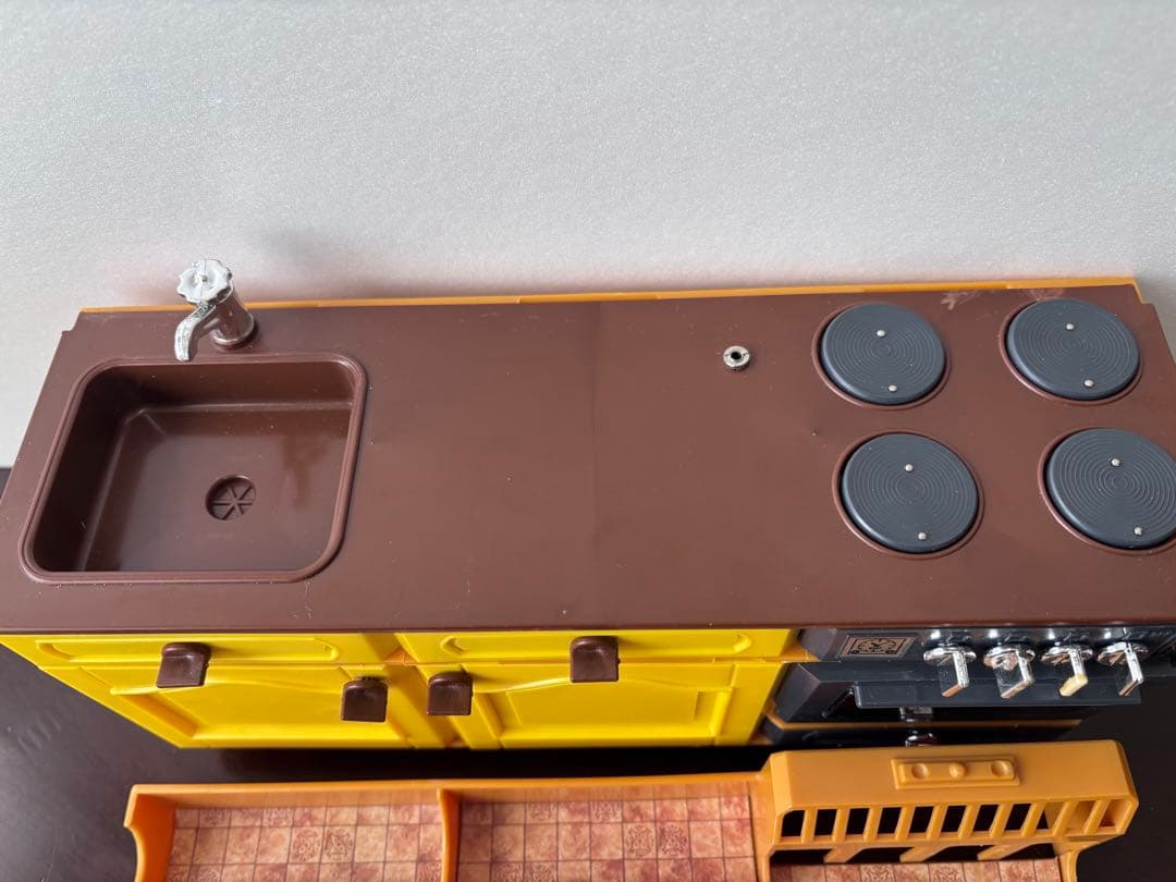 オランダ版シンディちゃん フルール キッチンセット かわいい！ドールハウス1/6