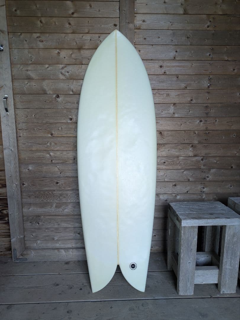 a*e様 サーフボード　フィッシュ　ツイン　TWIN fish fcs2 EVR