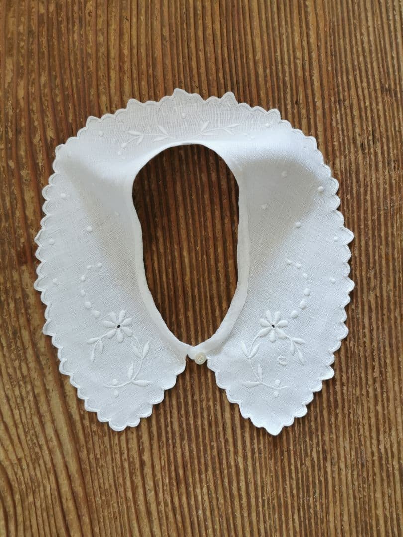 アンティーク フランス アイレット 花刺繍 スカラップ 付け襟 飾り襟