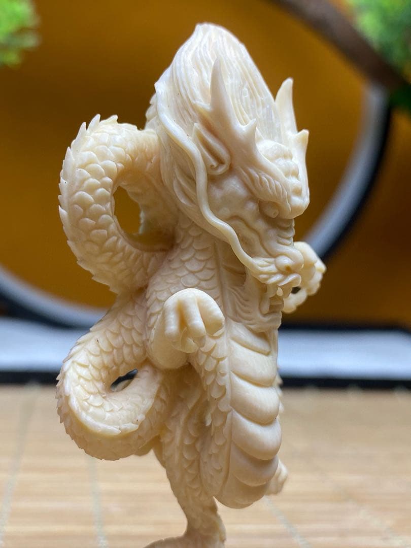 天然マンモス牙美しい手作り彫刻　1至尊神龍　置物