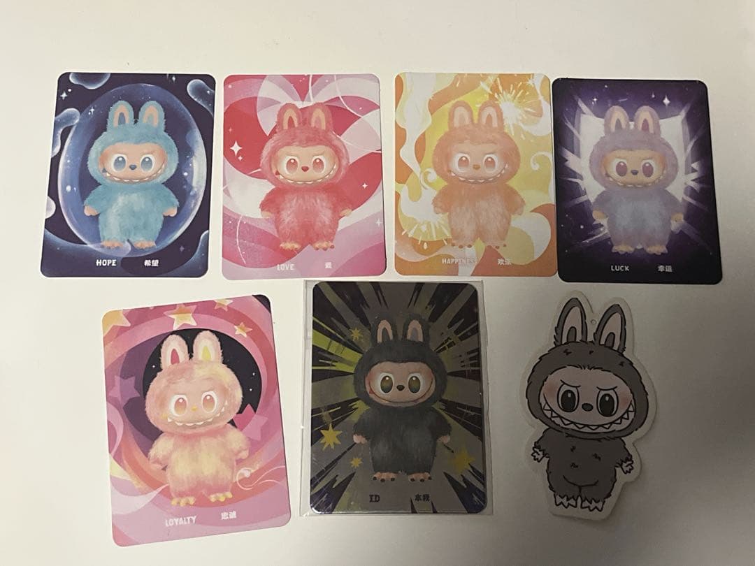 ラブブ THE MONSTERS Big into Energy シークレット