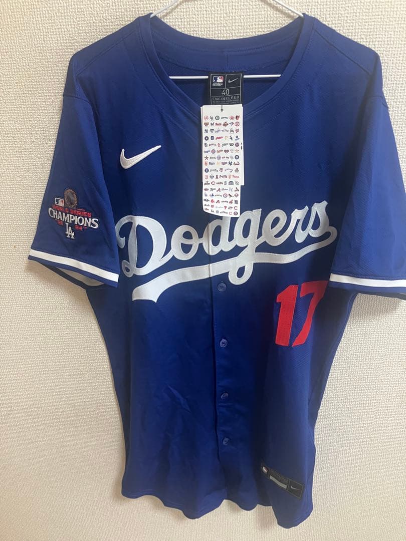 MLB ドジャース大谷翔平　ワールドシリーズ優勝記念ユニ レプリカではなく本物