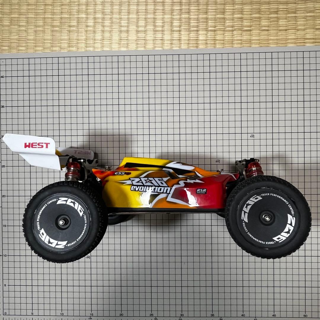 最終値下　爆速　ハイテック正規、社外OP多数ブラシレスラジコン75キロ4WD美品