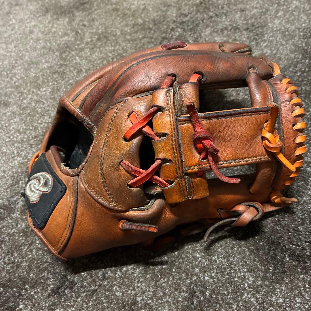 ドナイヤ　野球グローブ