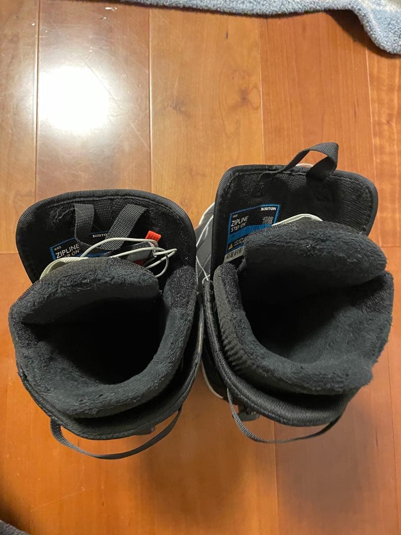 Burton Step on kids 22センチ
