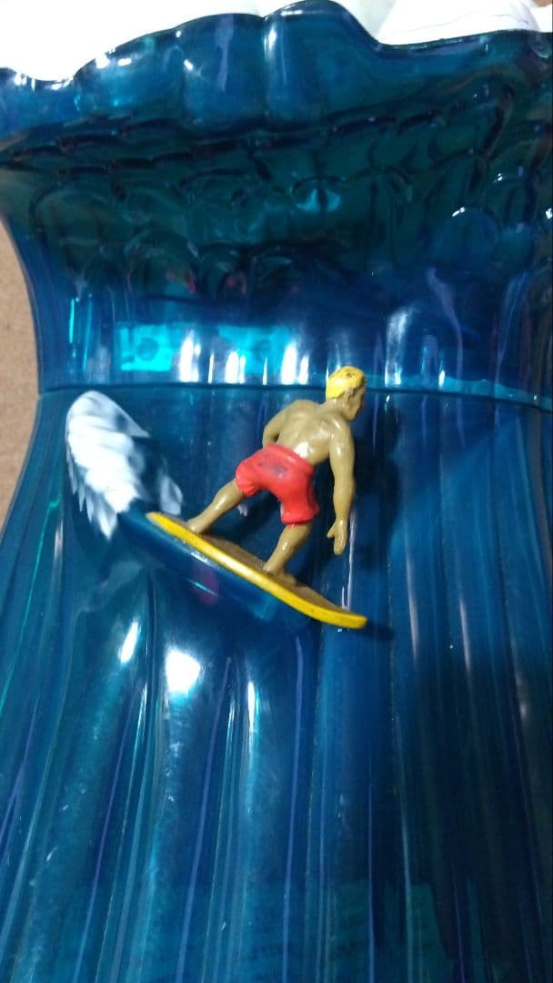 ビックウェーブ/サーファー/クッキージャー/レトロ/ビーチボーイズ