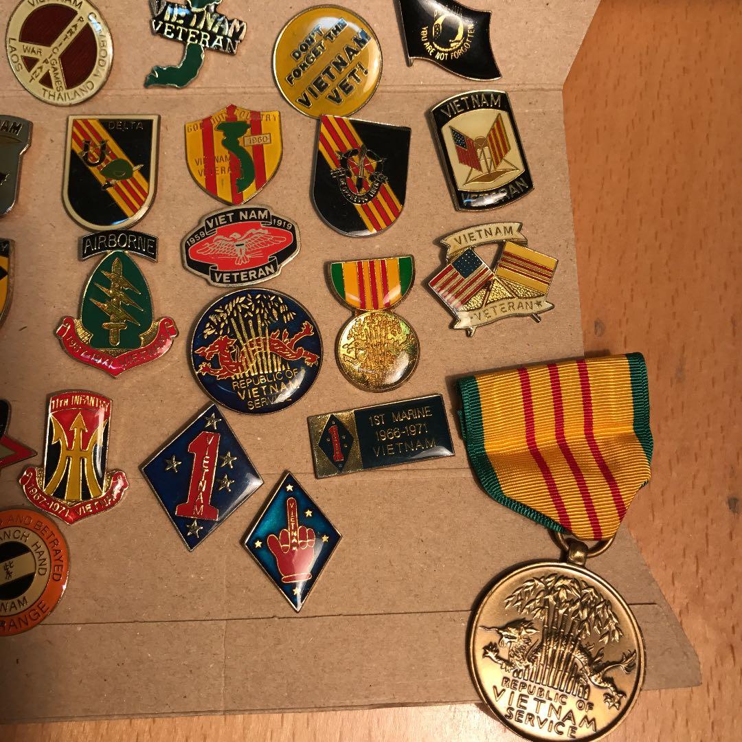 vietnam war  ピンバッチ