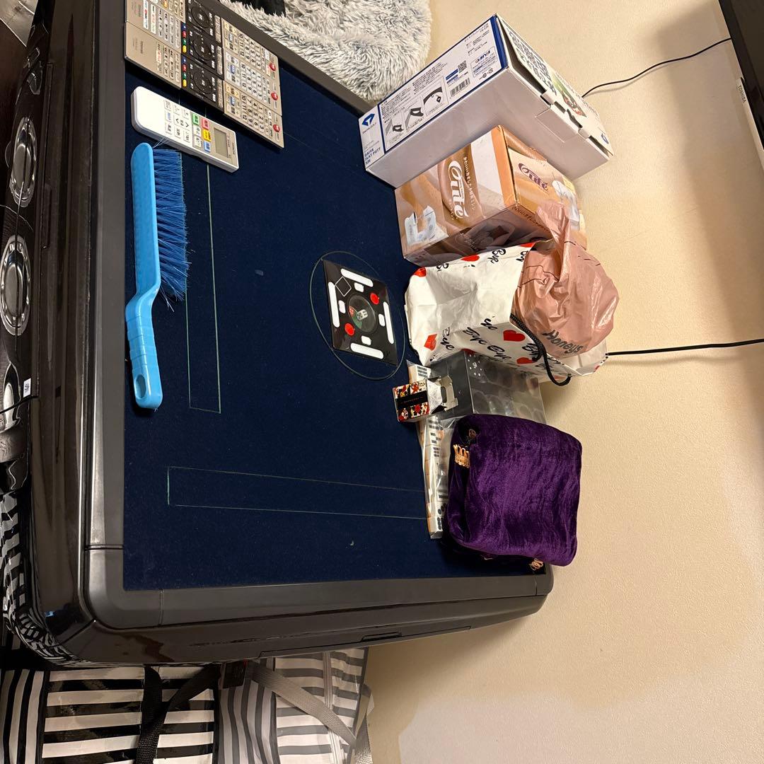 電動麻雀　卓　　　激安セット、イス、テーブルセット売り即使えます値下げしました