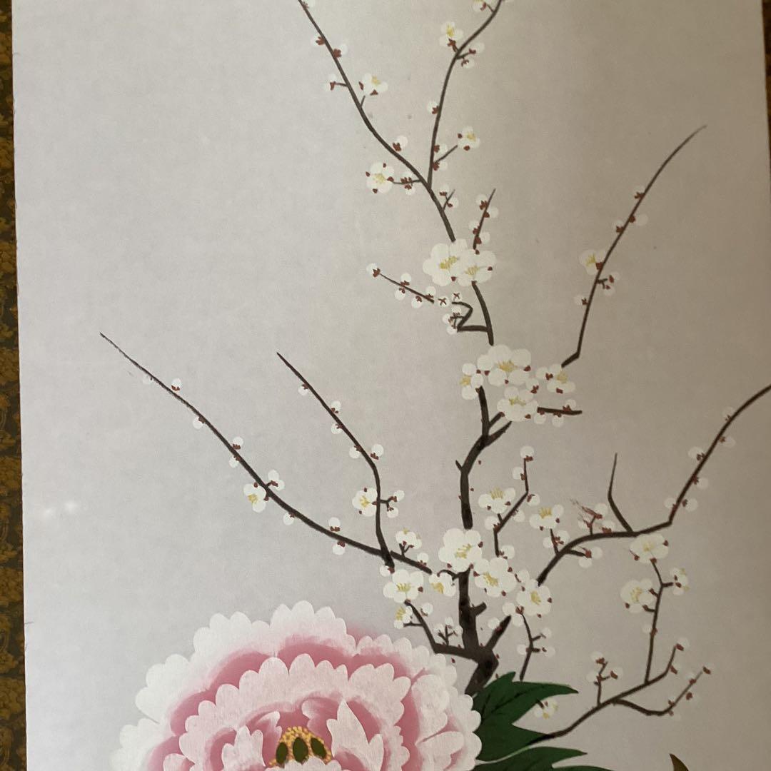 《　翠　堂　筆》　彩色花鳥画　絹本掛軸　【　四季花之図　】共箱522