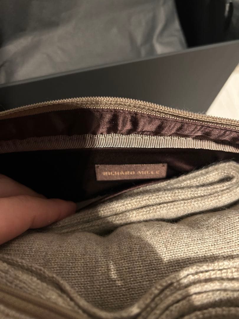 リシャールミル　トラベルポーチ　ブランケット、アイマスク、靴下セット