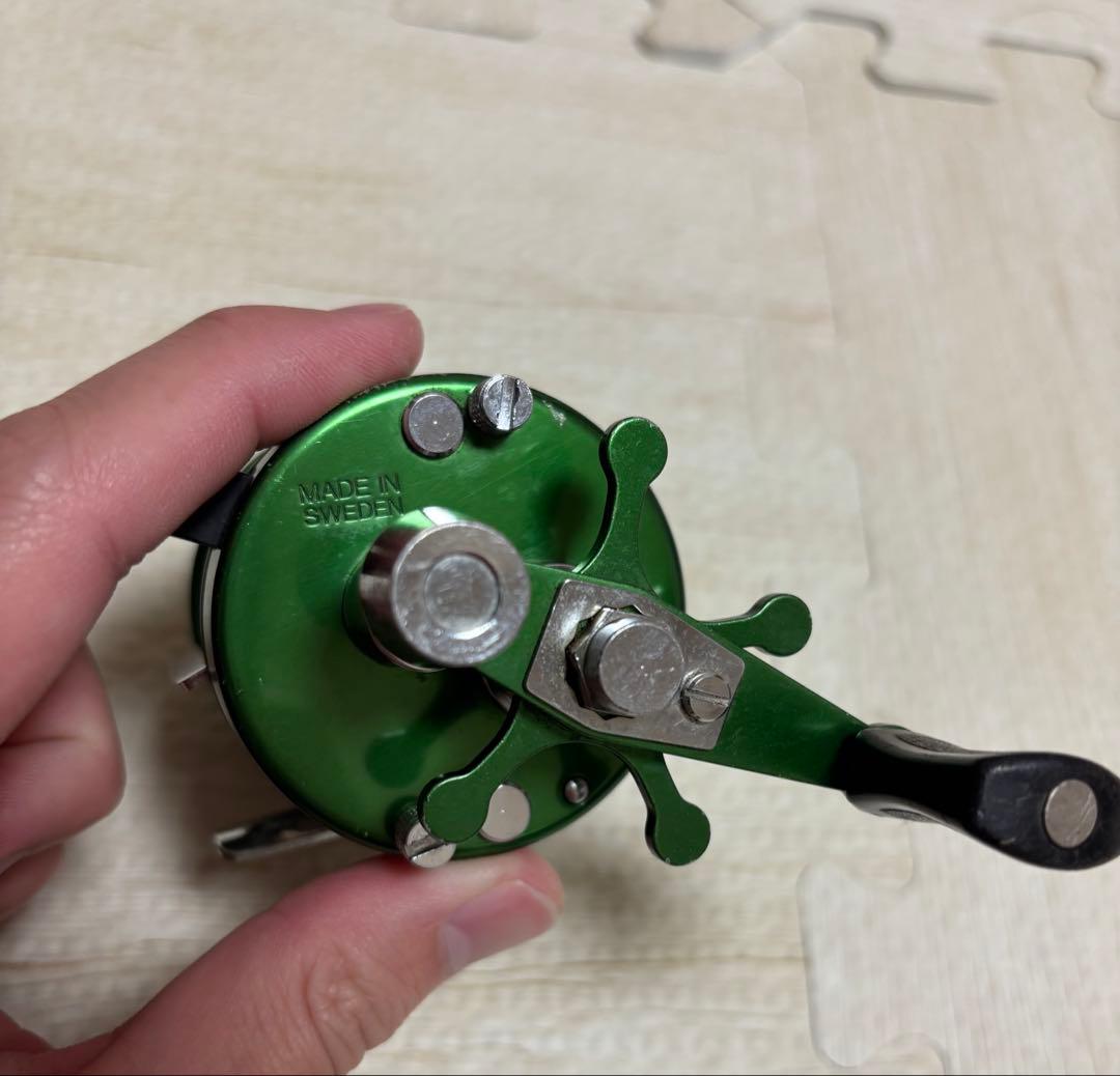 アブ アンバサダー2500C ノスタルジアグリーン