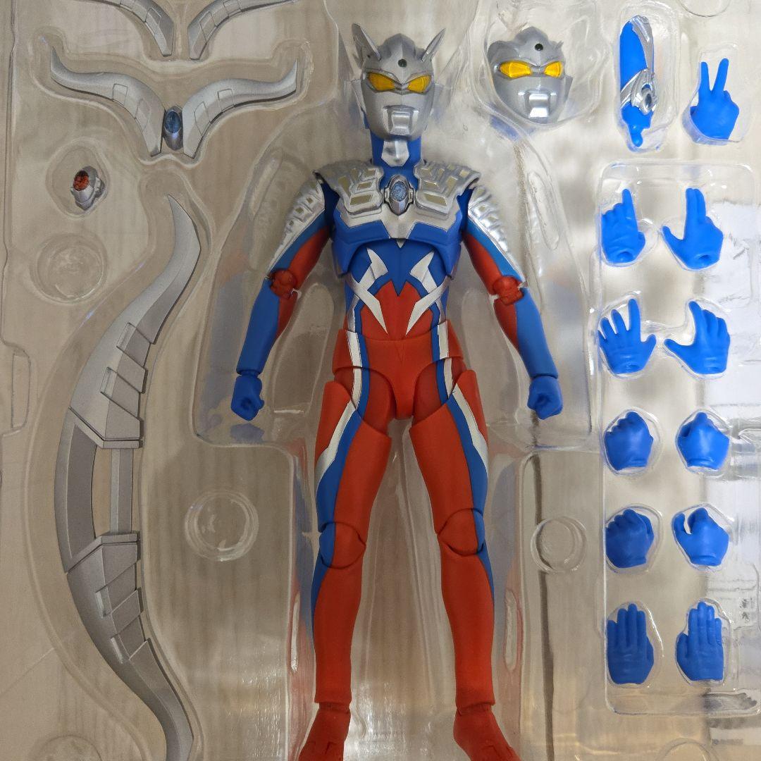 S.H.Figuarts　ウルトラマンゼロ　フィギュアーツ　セット