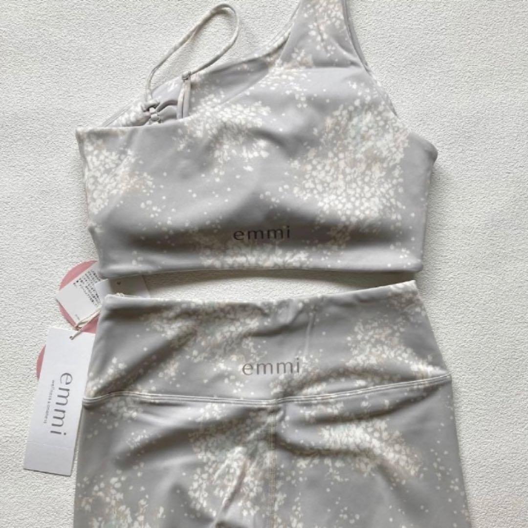 エミヨガ 上下 セットアップ 0 ブラトップ レギンス ヨガウェア ホットヨガ