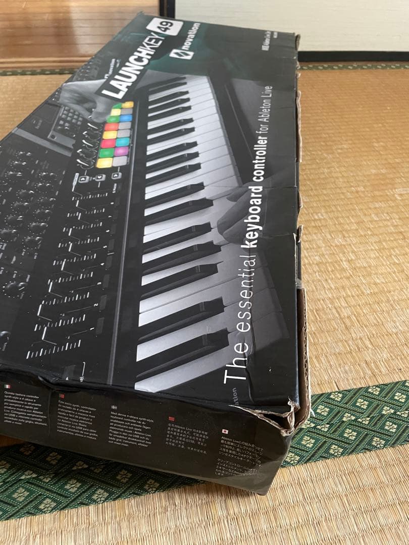 Novation Launchkey 49 MIDIキーボード